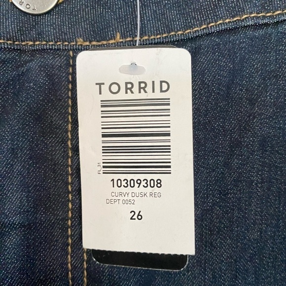 New with tags torrid 26 curvy denim jeans - Picture 3 of 5